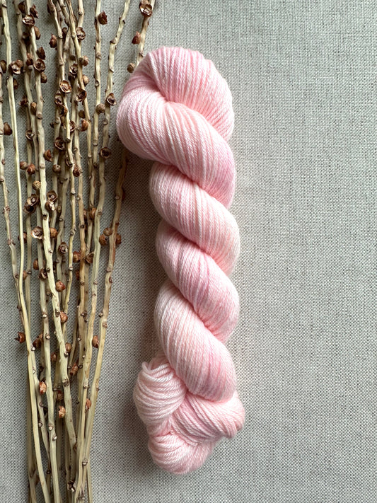 Powder Puff SW Merino Nylon 50g Skein