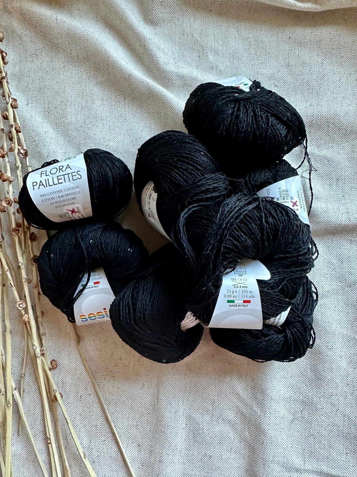 Sesia Flora Palettes Black Sequins