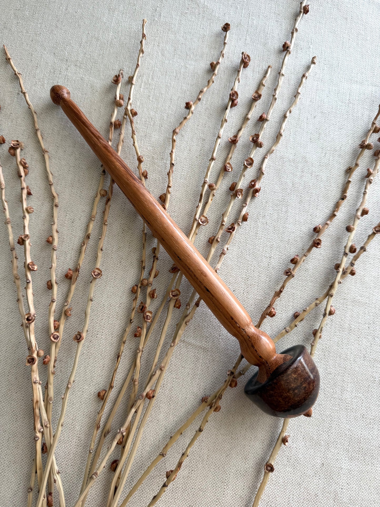 Ebiara With Brown Resin Support Spindle