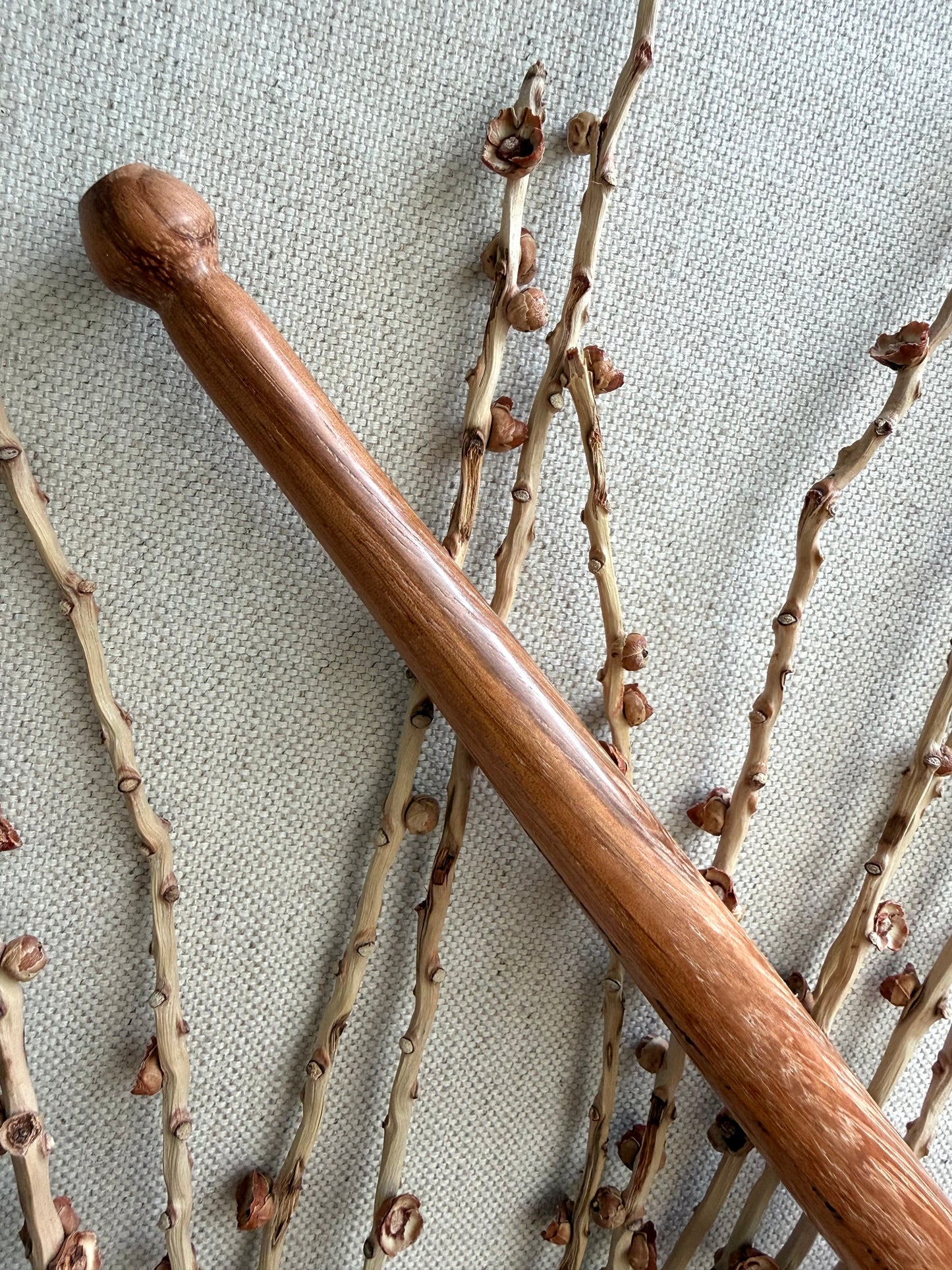 Ebiara With Brown Resin Support Spindle