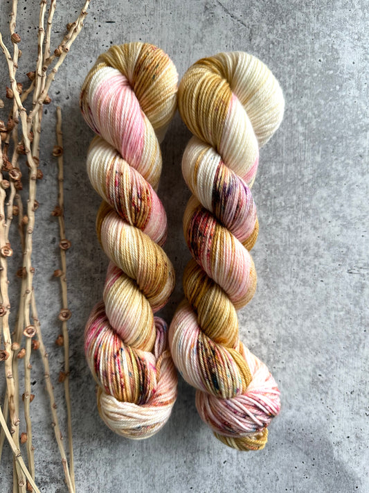 Camellia SW Merino Nylon 50g Skein